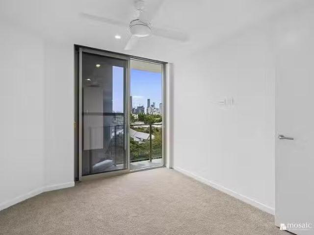 Deal! 2406/140 Wellington Road, East Brisbane, QLD 4169