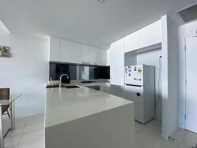 For Rent! 2409/5 HARBOURSIDE Harbourside Court, Biggera Waters.