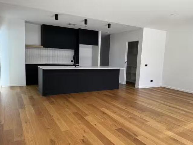 Just in! 240 Seventh Street, Mildura, VIC 3500