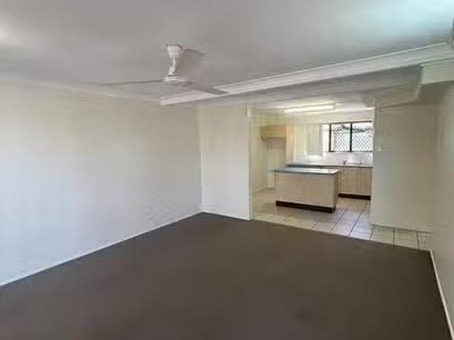 Deal! 2/42 Kern Brothers Drive, Kirwan, QLD 4817