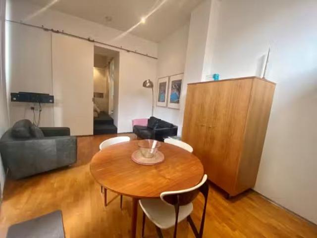 Deal! 2/43 Gertrude Street, Fitzroy Apartment for rent Listed.