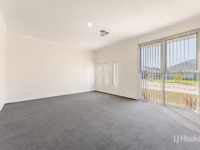 Cozy 24 Ballidu Road, Dawesville, WA 6211