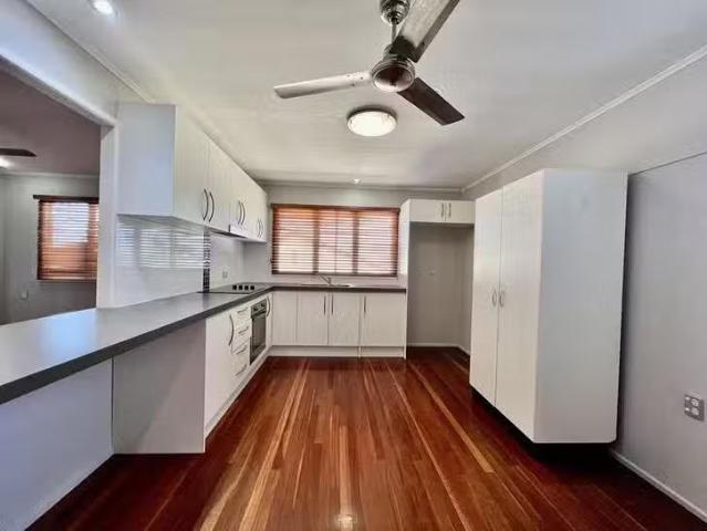 Cheap 24 Emerald Street, Brassall, QLD 4305