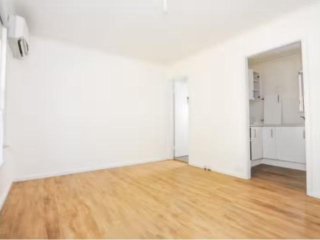 Charming 2/4 Mulgoa Way, MUDGEE Apartment for rent Listed by.