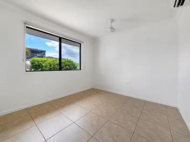 New 2/55 Endeavour Circuit, Cannonvale, QLD 4802