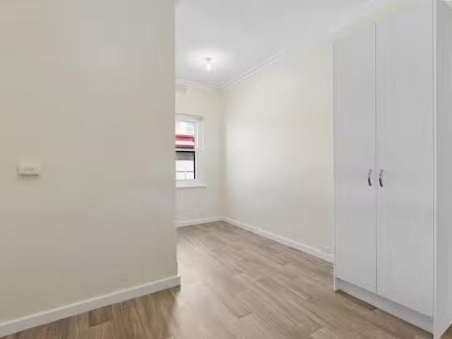 Deal! 25 Haig Street, Broadview, SA 5083