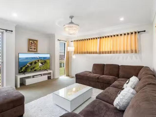 Deal! 25 Macadamia Street, Mango Hill, QLD 4509