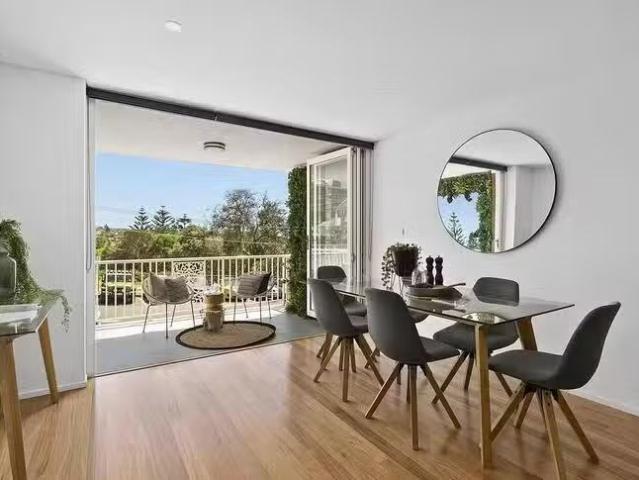 Unique 2/5 Neptune Street, Coogee, NSW 2034