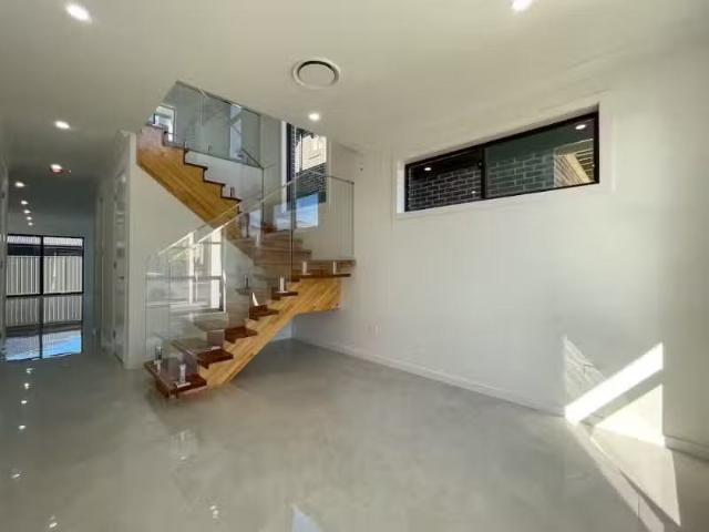 Cozy 25 Squadron Street, LEPPINGTON House for rent Listed by.