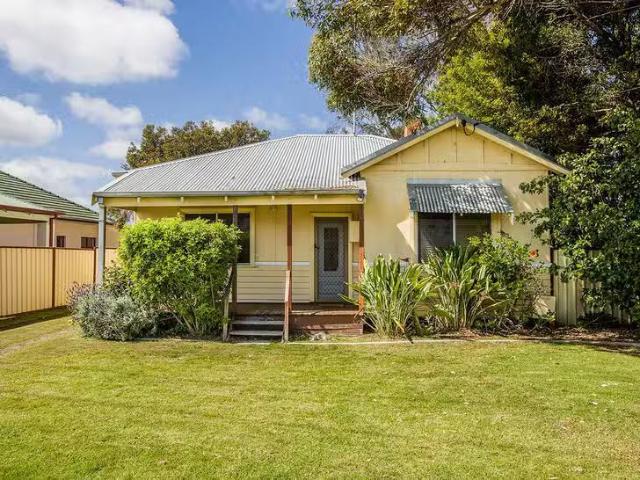 For Rent! 25 Strickland Street, South Bunbury, WA 6230