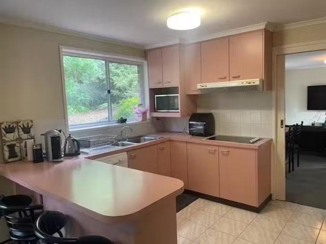 Cheap 25 Ringrose Crescent, Isaacs, ACT 2607