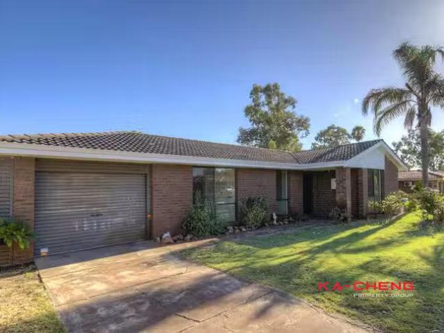 Charming 25 Thorburn Avenue, Beechboro, WA 6063