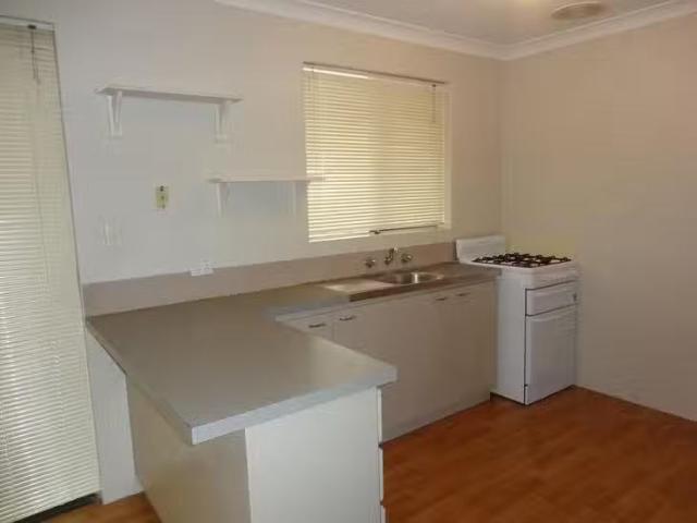 Rental! 25 Tunnicliffe Street, Parmelia, WA 6167