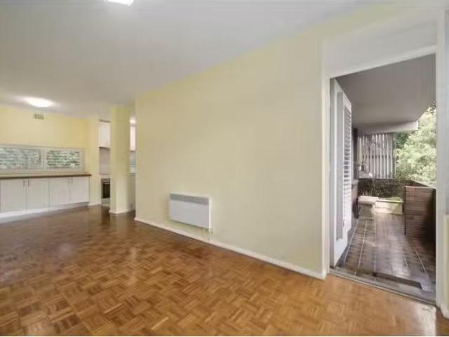 Charming 2/65 Gladstone Street, Newport Apartment for rent Li.