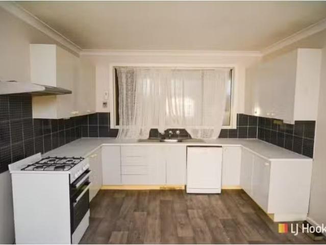 New 26 Clwydd Street, Lithgow House for rent Listed by Lynett.