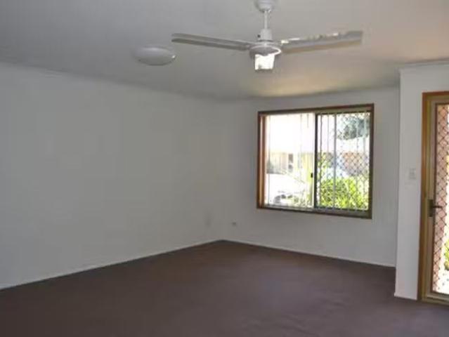 Cozy 26 Clive Crescent, Kepnock, QLD 4670