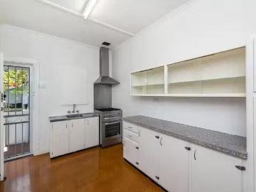 Cheap 26 Bryden Street, Windsor, QLD 4030