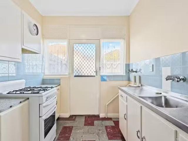 Nice 2/6 Burke Street, Seacliff Park, SA 5049
