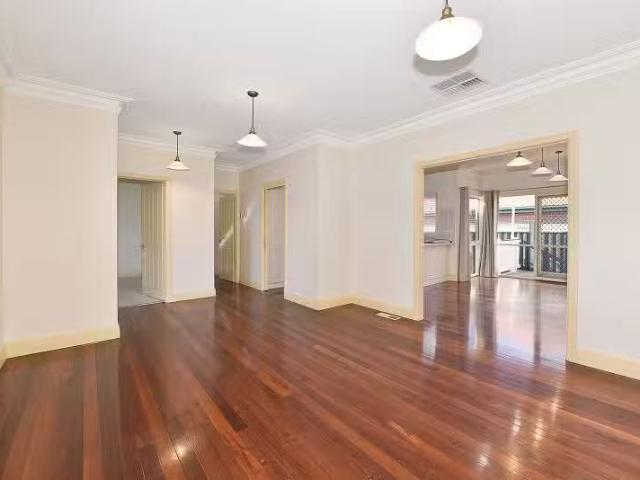 Rental! 26B Greville Street, Essendon North VIC 3041