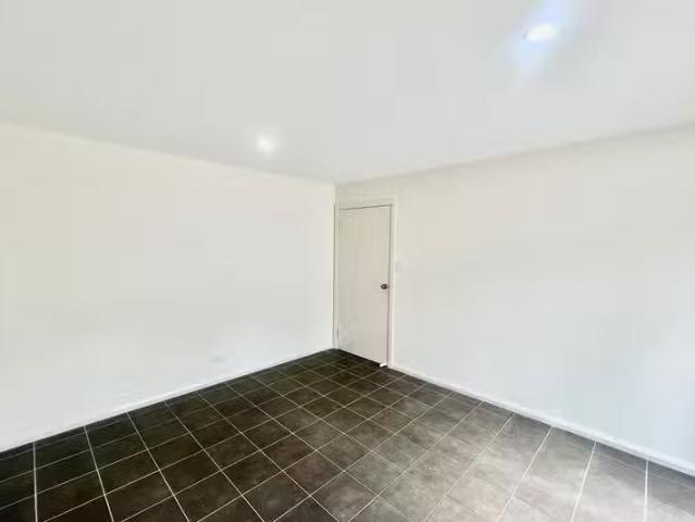 Deal! 27 29 Trade Circuit, Wauchope, NSW 2446 Industrial/War.