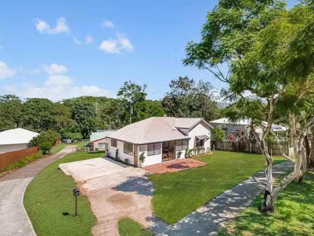 Unique 27 Churchill Street, Palmwoods, QLD 4555