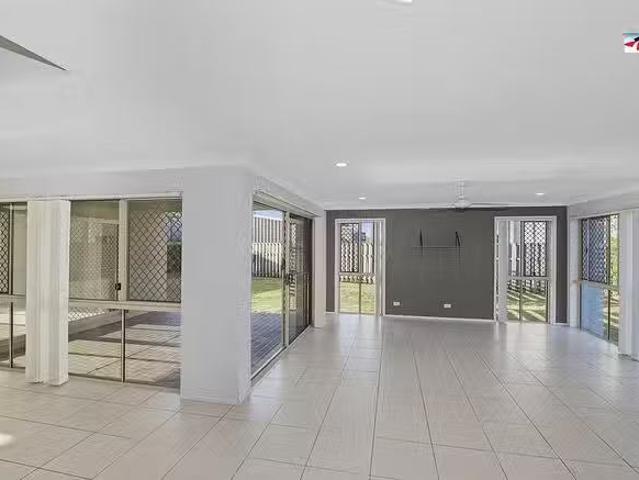 Unique 27 Aqua Crescent, Redland Bay, QLD 4165