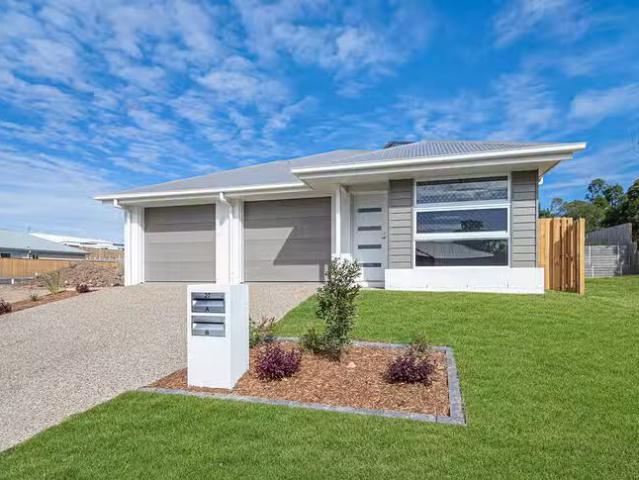 Nice 27A Halcyon Street, Morayfield, QLD 4506