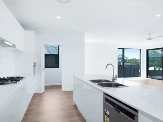 Just in! 27B County Drive, Fletcher Townhouse for rent Listed.