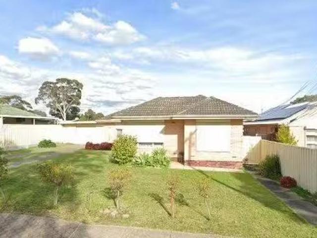 Charming 285 Wright Road, Valley View, SA 5093
