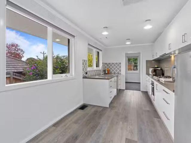 New 28 Berkeley Avenue, Heidelberg VIC 3084
