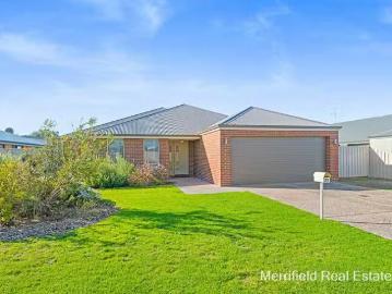 Cheap 28 Gerdes Way, Mckail, WA 6330