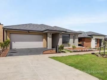 Charming 28 Figwood Drive, Diggers Rest VIC 3427