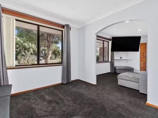New 28 Stainer Avenue, Rockingham, WA 6168