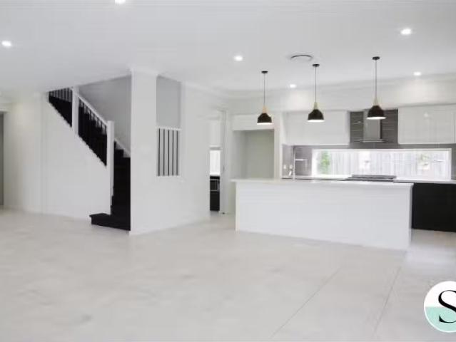 Nice 28 Quinn Street, Catherine Hill Bay Townhouse for rent L.