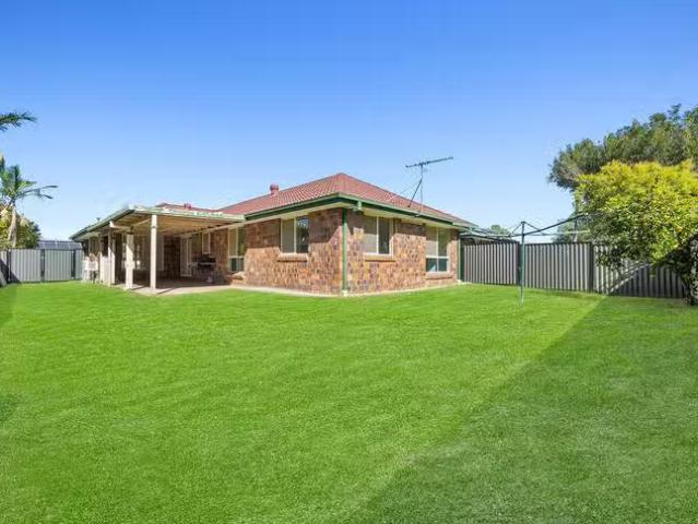 Nice 28 Tamborine Street, Loganholme, QLD 4129