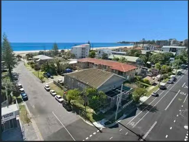 Rental! 2/99 Golden Four Drive, BILINGA, QLD 4225 Apartment.
