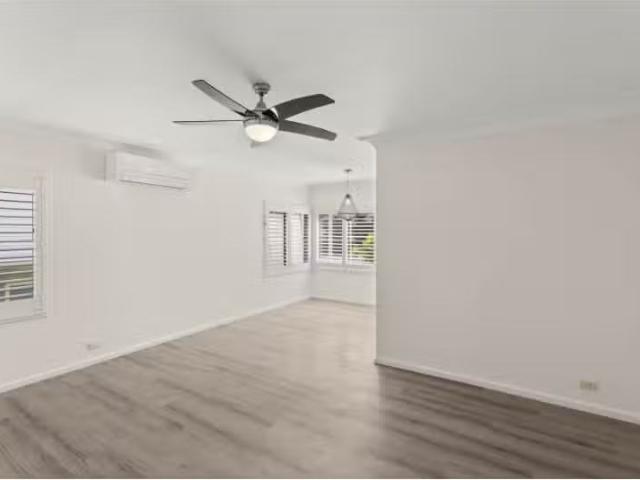 For Rent! 29 Cowlishaw Street, Redhead House for rent Listed.