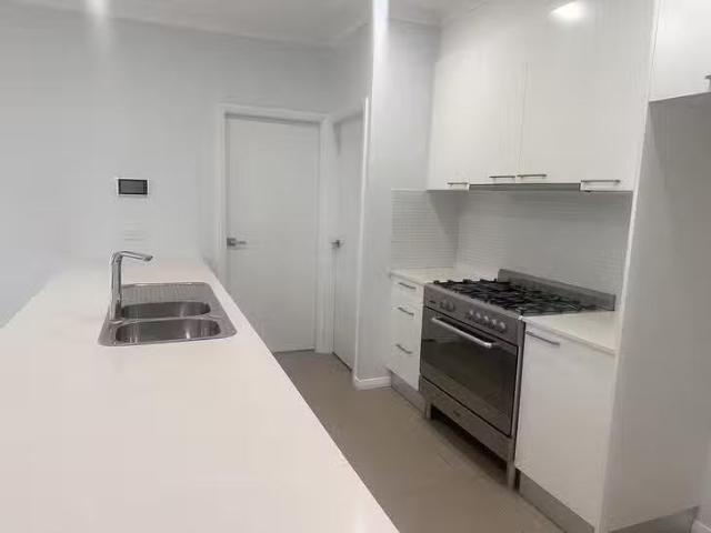 Nice 29 Grand Court, Fairy Meadow, NSW 2519