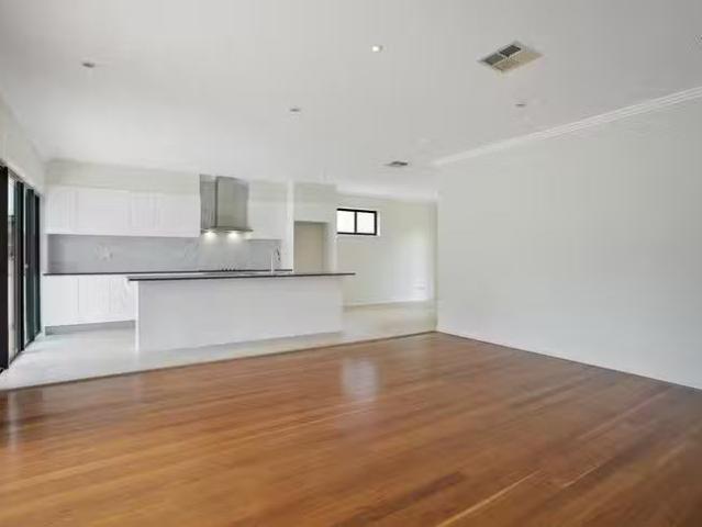 For Rent! 29A Grandview Grove, Seaforth, NSW 2092