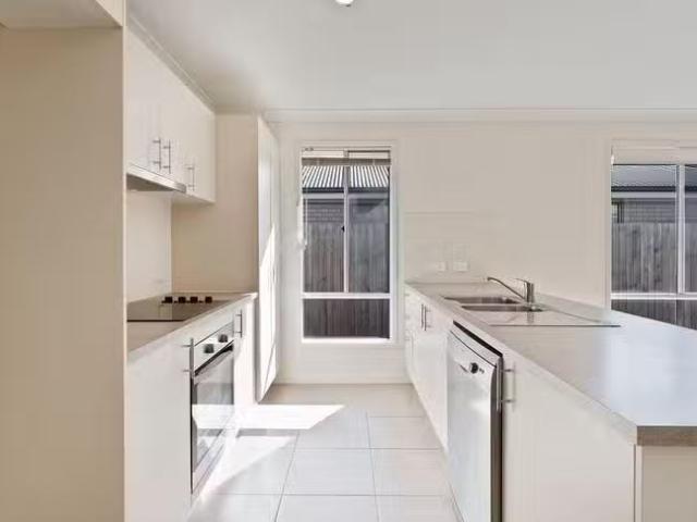 New 2 White Rock Drive, Redbank Plains, QLD 4301