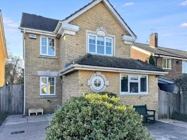 Charming 2 BA 4 bedroom detached house for rent in Claremont C.