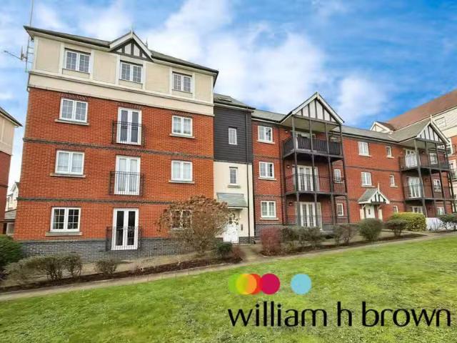 Unique 2 BA 2 bedroom apartment for rent in Axial Drive, Colch.