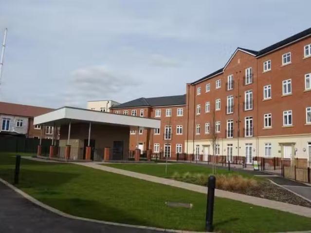 Unique 2 BA 2 bedroom apartment for rent in Abbotsbury Court.