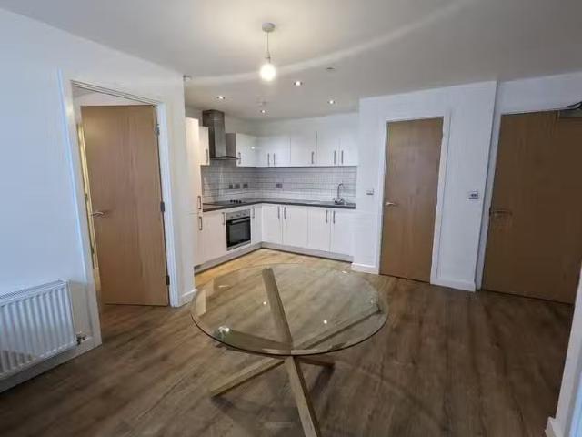 New 2 BA 2 bedroom apartment for rent in B1, 3 Helena Street.