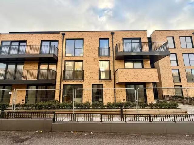 Cheap 2 BA 2 bedroom flat for rent in Emin Court, Margate, CT9