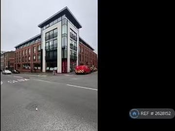 Cozy 2 BA 2 bedroom flat for rent in George Street, Birmingham.