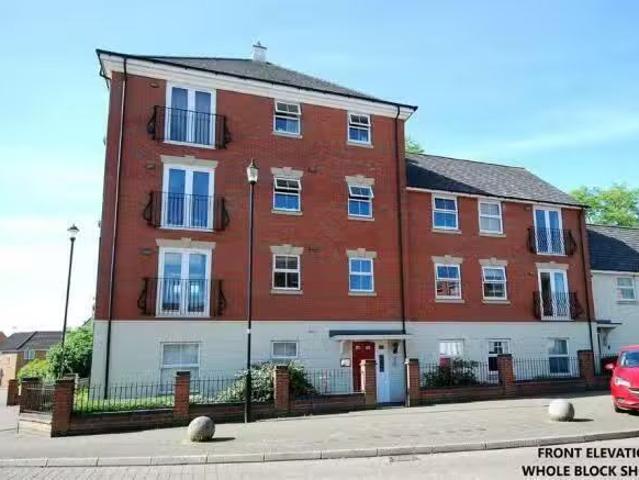 Rental! 2 BA 2 bedroom flat for rent in Stonechat Road, Rugby.