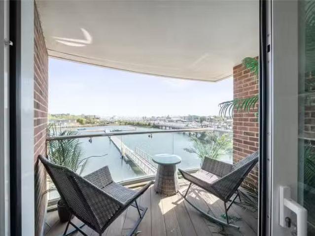 Unique 2 BA 2 bedroom property to let in Ainslie Place, Lyming.