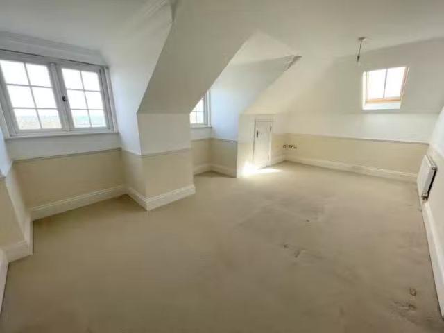 Cozy 2 bedroom apartment for rent in Casterbridge Place, Templ.