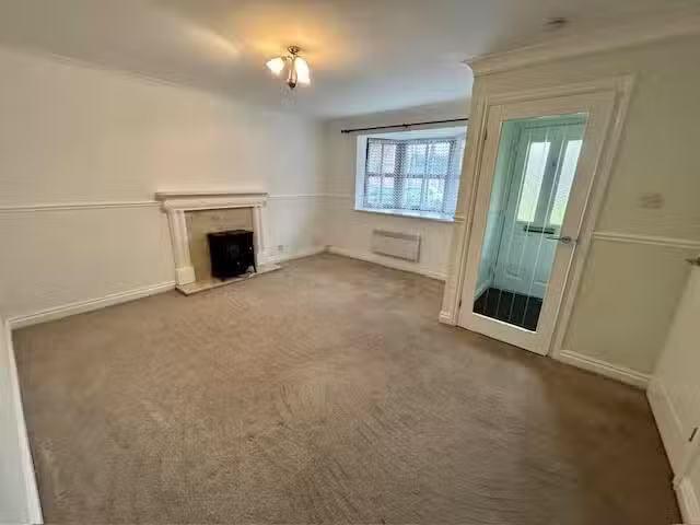 Cheap 2 bedroom house for rent in Paget Mews, Walmley, B76